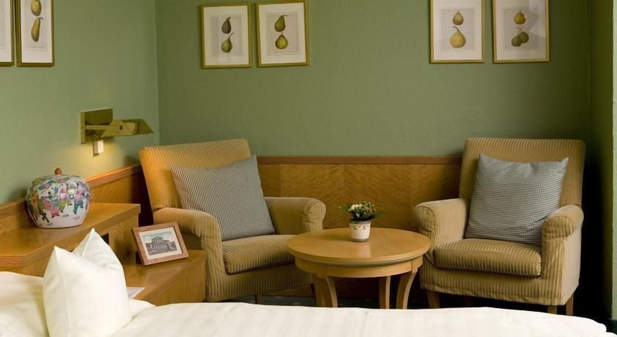 Hotel Admiral 4*