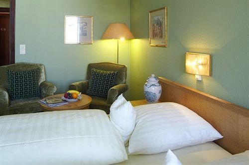 Admiral Hotel 4*